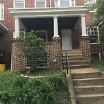 Comfort & Charm In The Johns Hopkins Uni